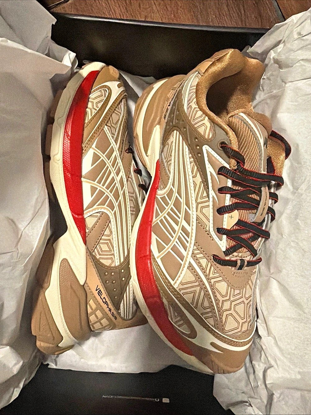PUMA Velophasis Luxe Sport Tiger's Eye Mens Size 7.5 Frosted Ivory-Tiger's Eye